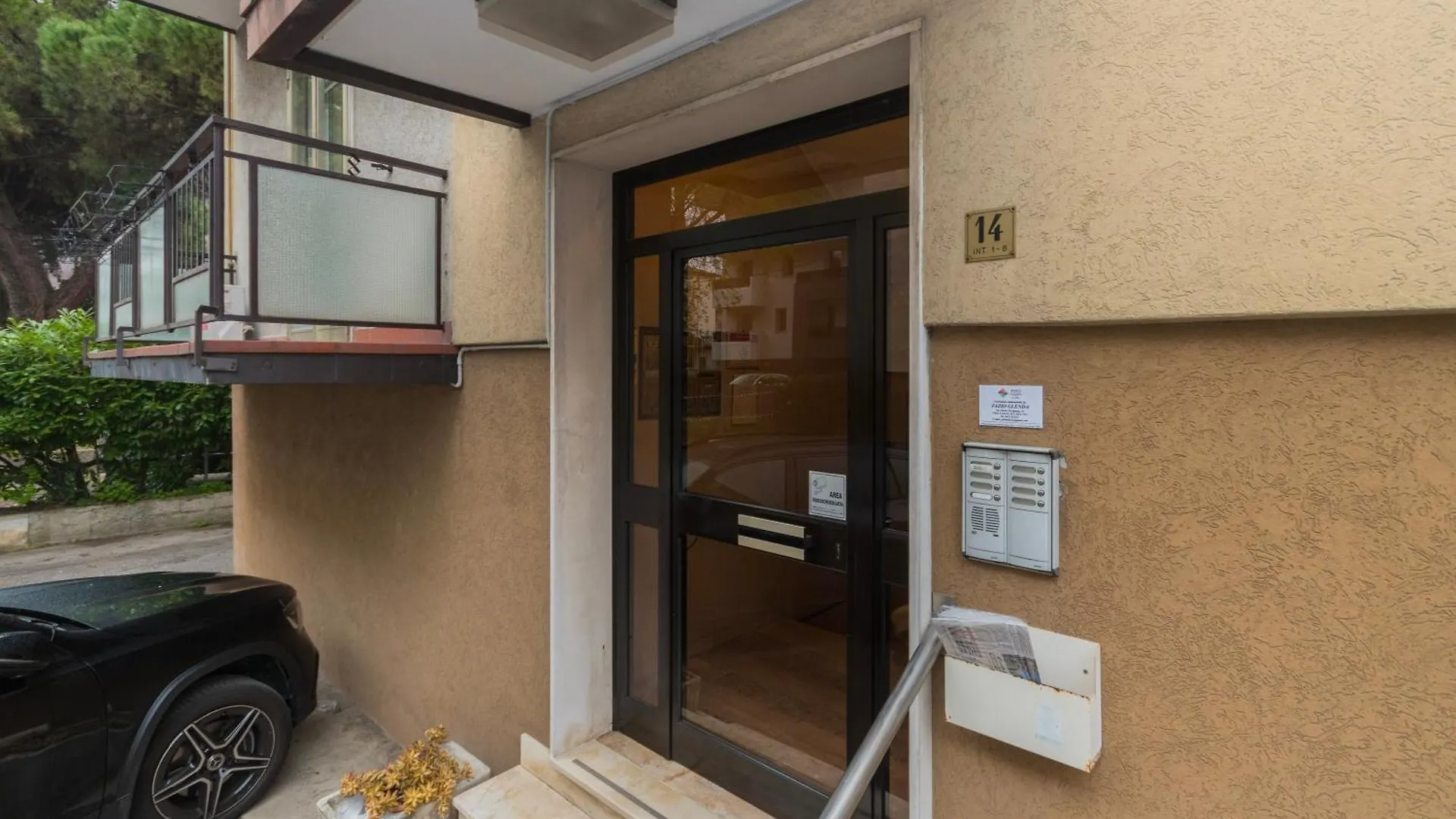 Sweet Home Venice Apartment